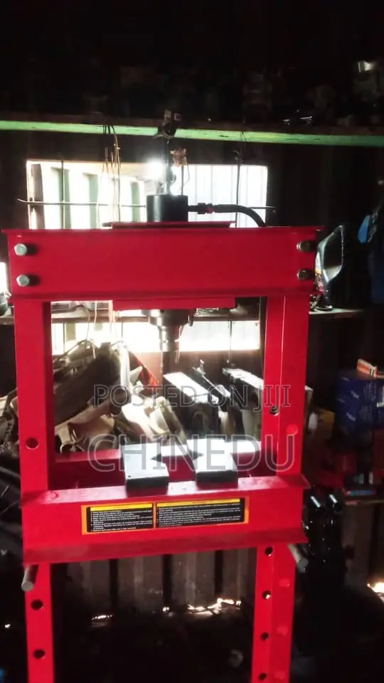 Hydraulic Pressing Machine 30ton