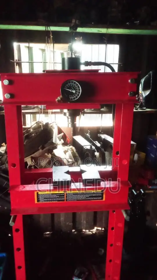 Hydraulic Pressing Machine 30ton
