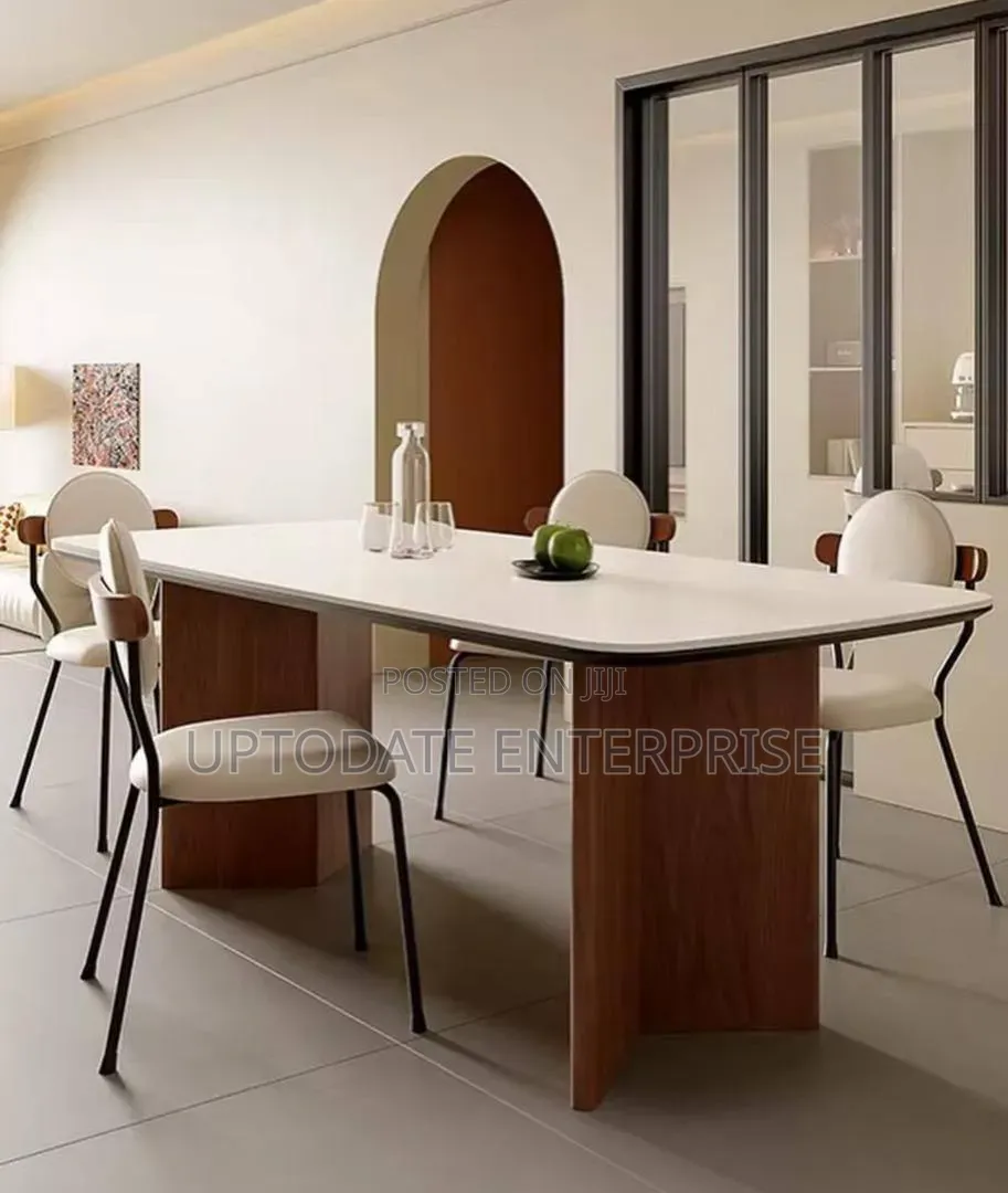 Stylish Wooden Dining Set 6-Seater