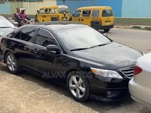 Toyota Camry SE V6 4dr Sedan (3.5L 6cyl 6AM) 2010 Black