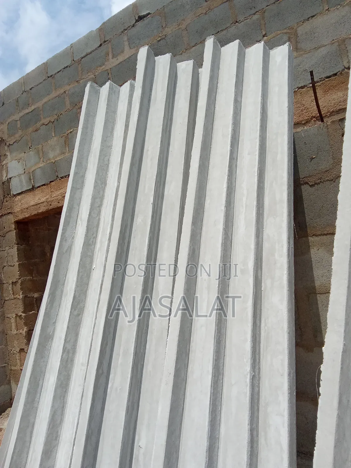 430 by 430 Polystyrene Parapet