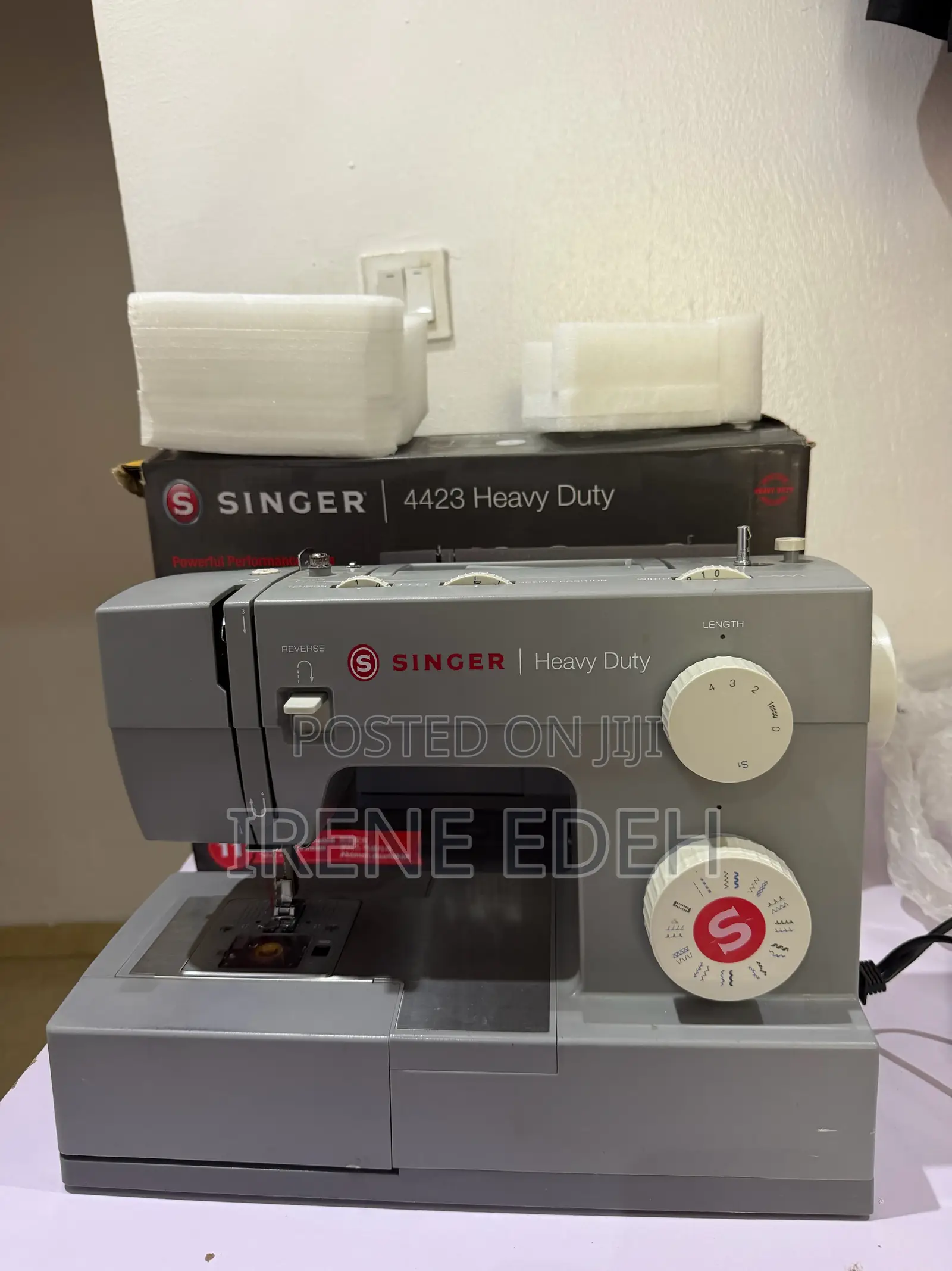 Singer Heavy Duty Sewing Machine