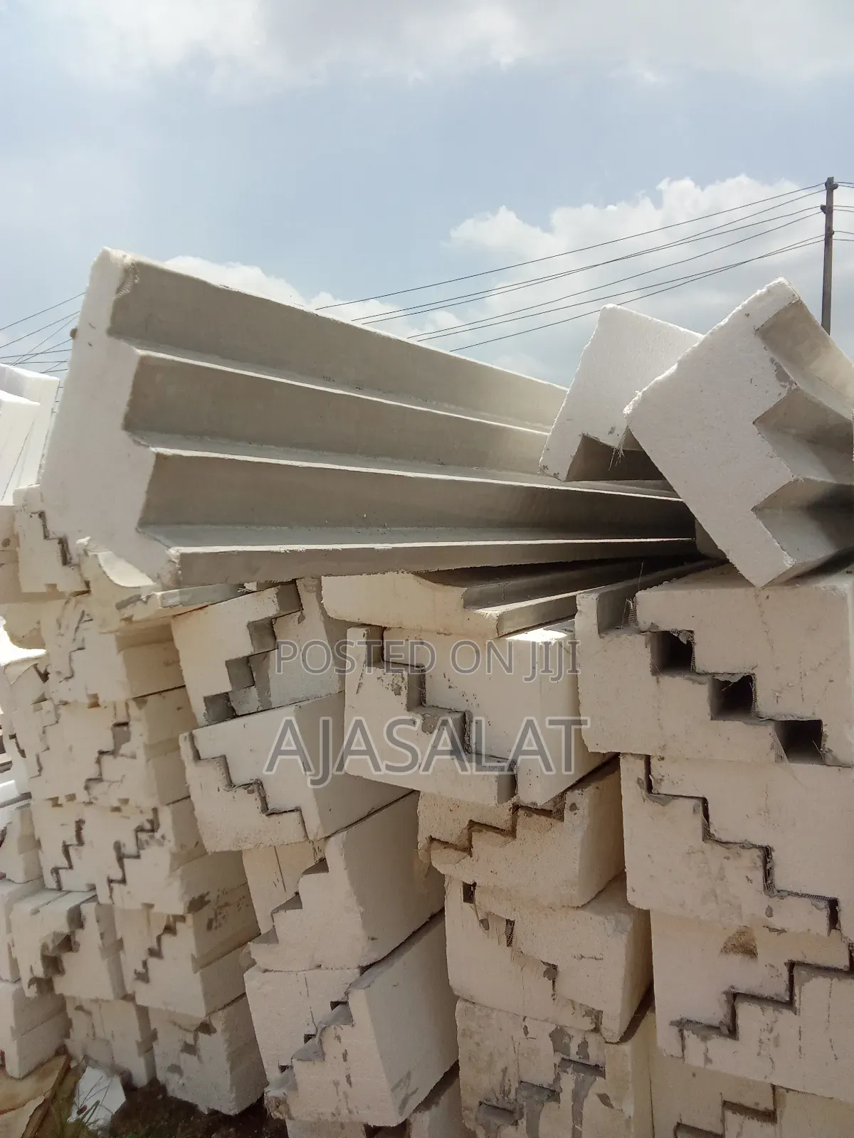 250 by 250 Polystyrene Parapet