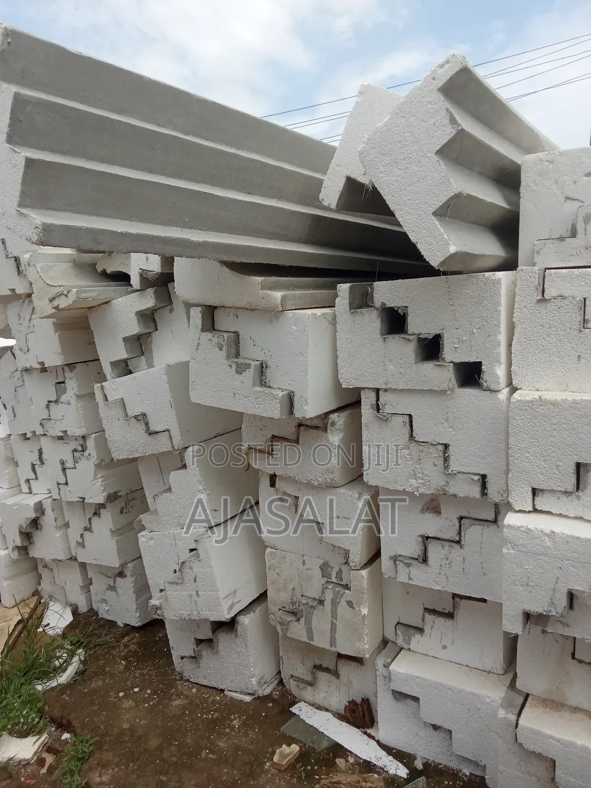 250 by 250 Polystyrene Parapet