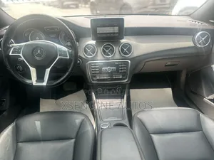 Mercedes-Benz CLA-Class 2015 Red