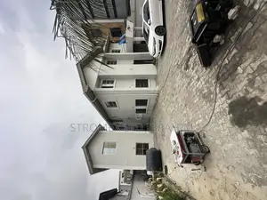 2bdrm Apartment in Lekki for rent