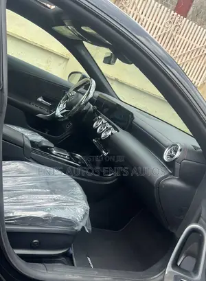 Mercedes-Benz C250 2021 Black