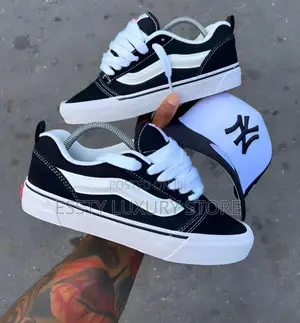 High Quality Luxury Vans Off the Wall Sneakers