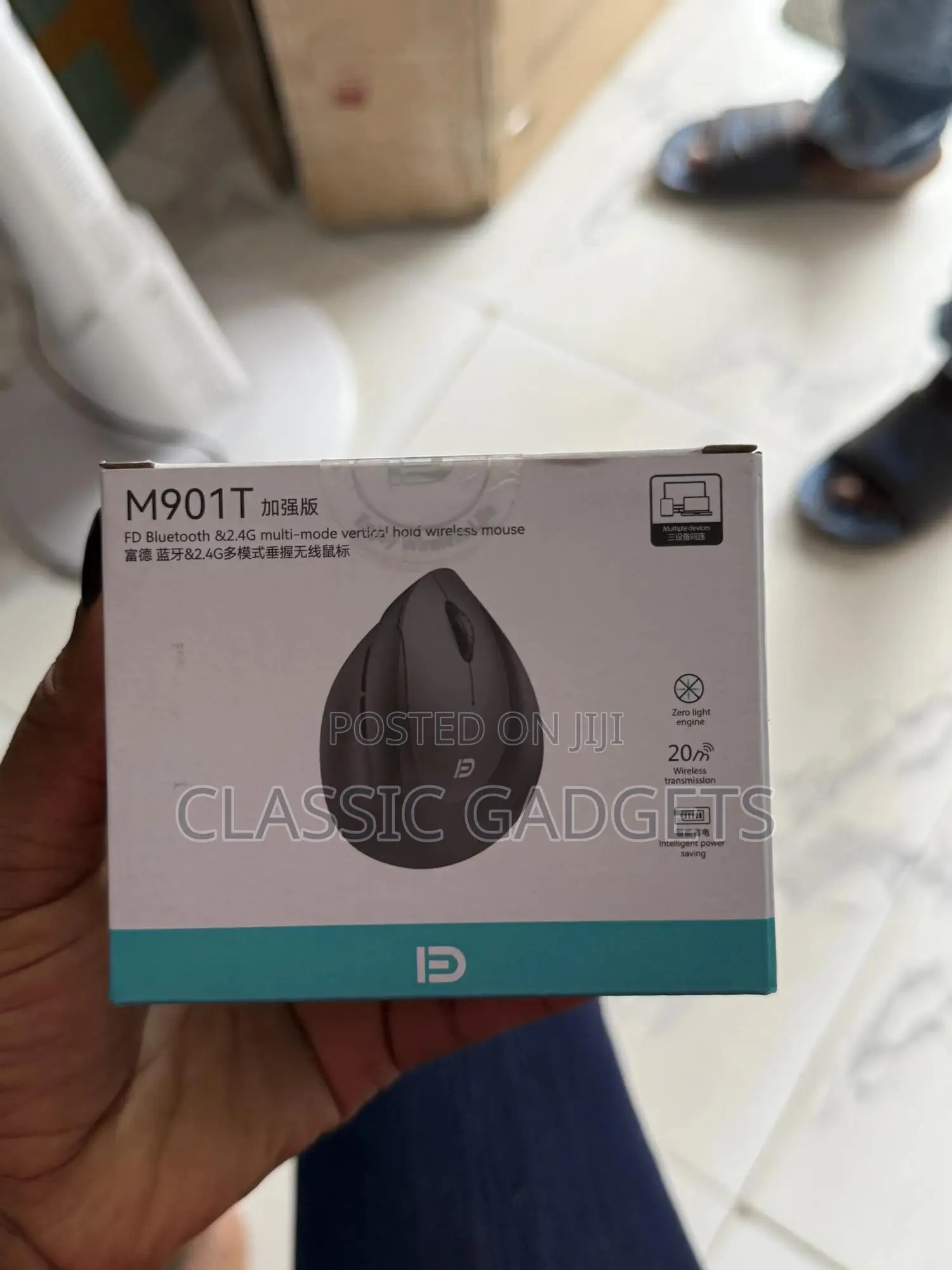 M901t Vertical Ergonomic Wireless Mouse