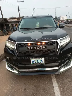 Toyota Land Cruiser Prado 2.4 Petrol 2024 Black