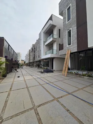 5bdrm Duplex in Ikoyi S.W for sale