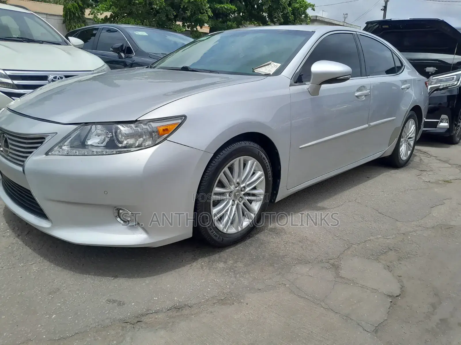 Lexus ES 350 FWD 2014 Silver