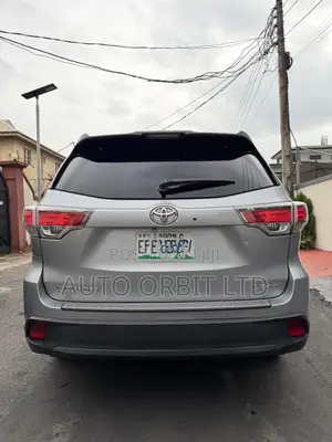 Toyota Highlander 2016 Silver