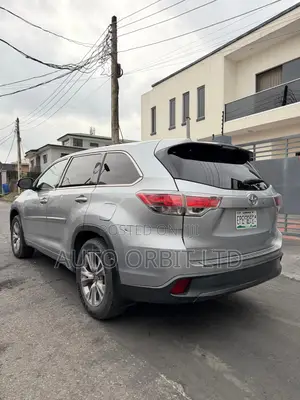 Toyota Highlander 2016 Silver