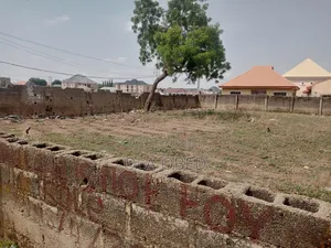 900 SQM of Land for Sale