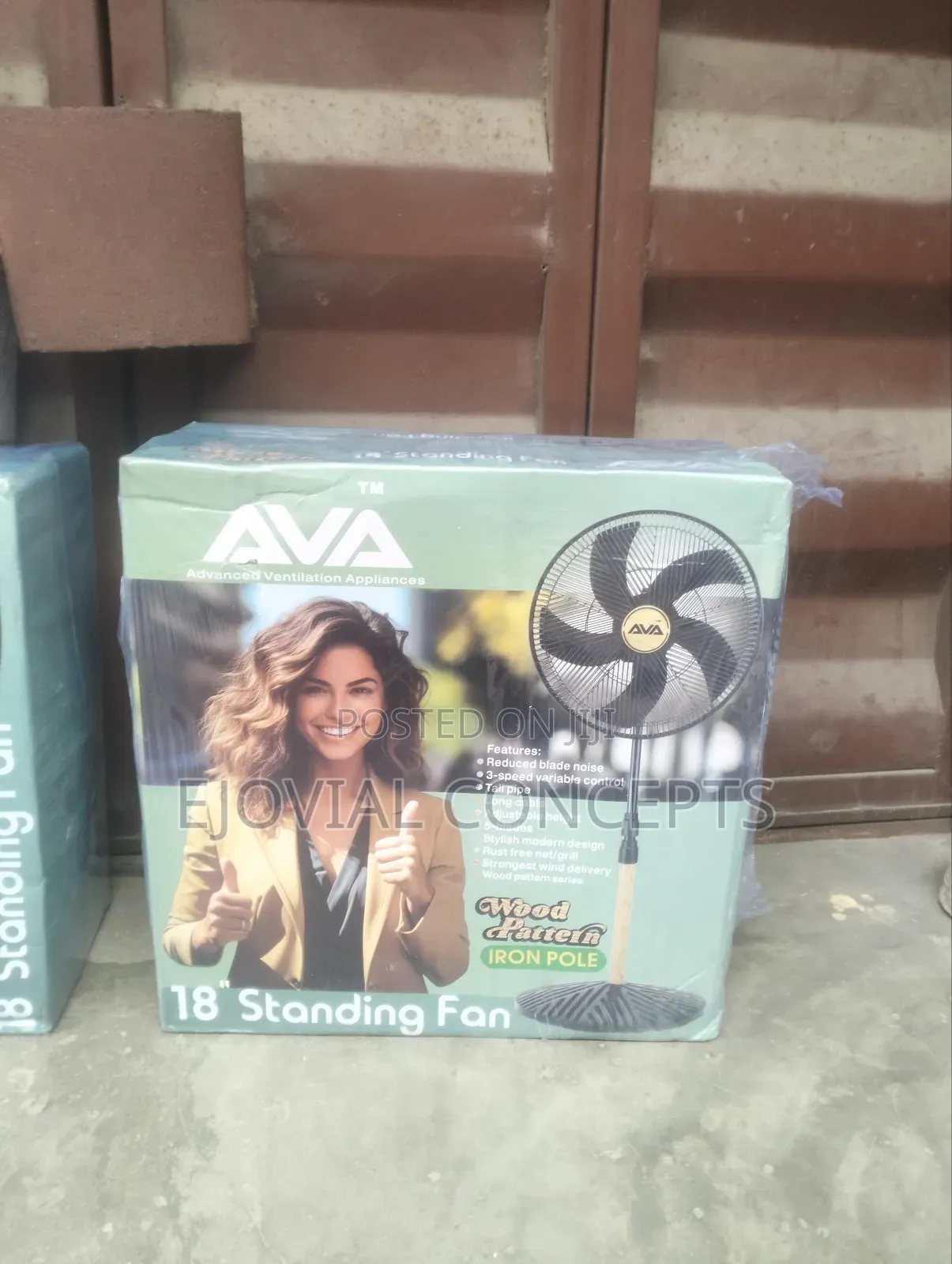 Ava 18" Standing Fan