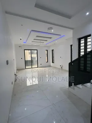 5bdrm Duplex in Ikeja Gra for rent