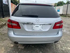 Mercedes-Benz E350 Base 4Matic Wagon AWD (3.5L 6cyl 7A) 2013 Silver
