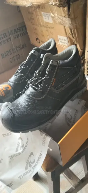 Tiger Master Safety Boot