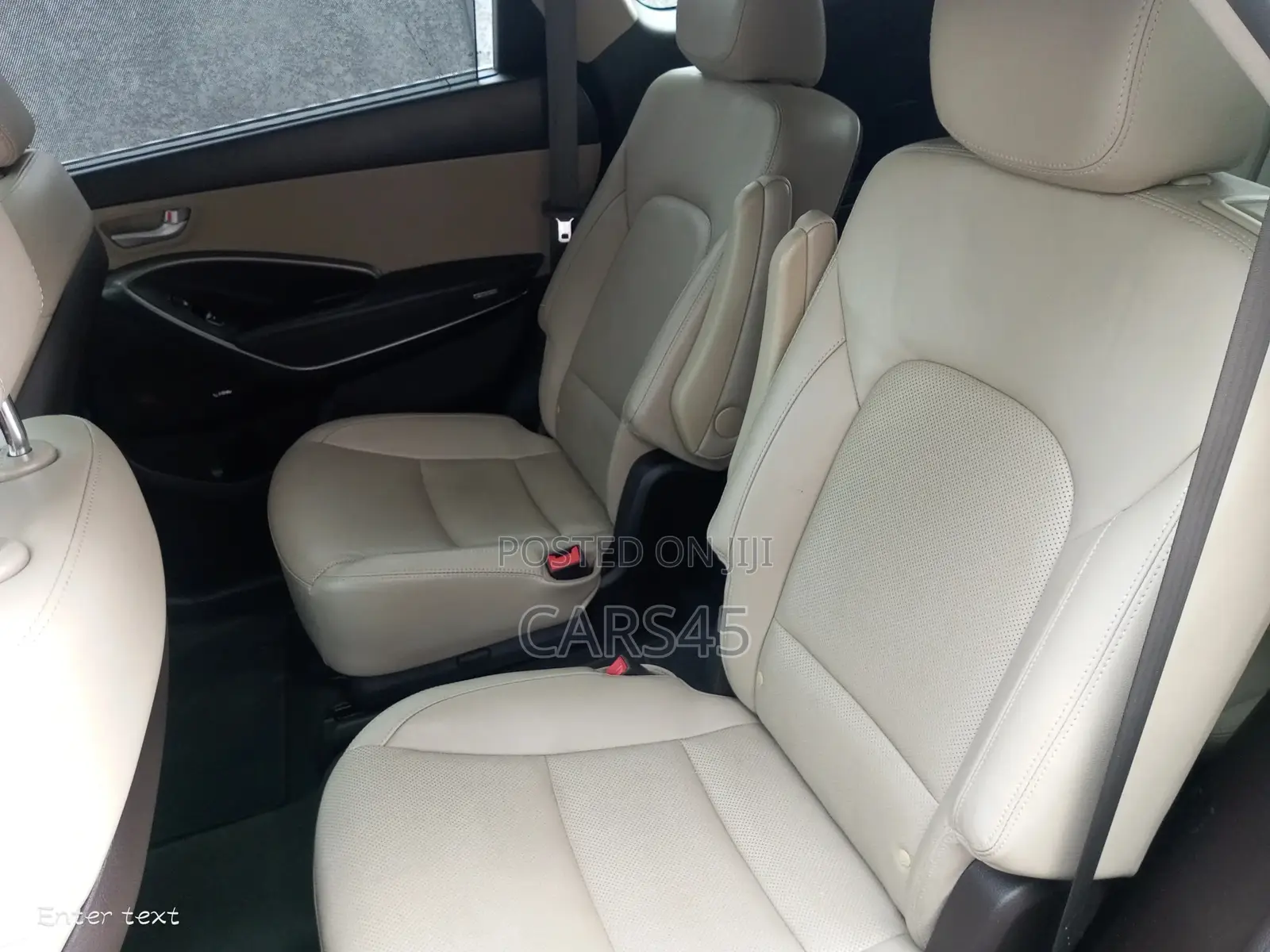 Hyundai Santa Fe 2017 Red