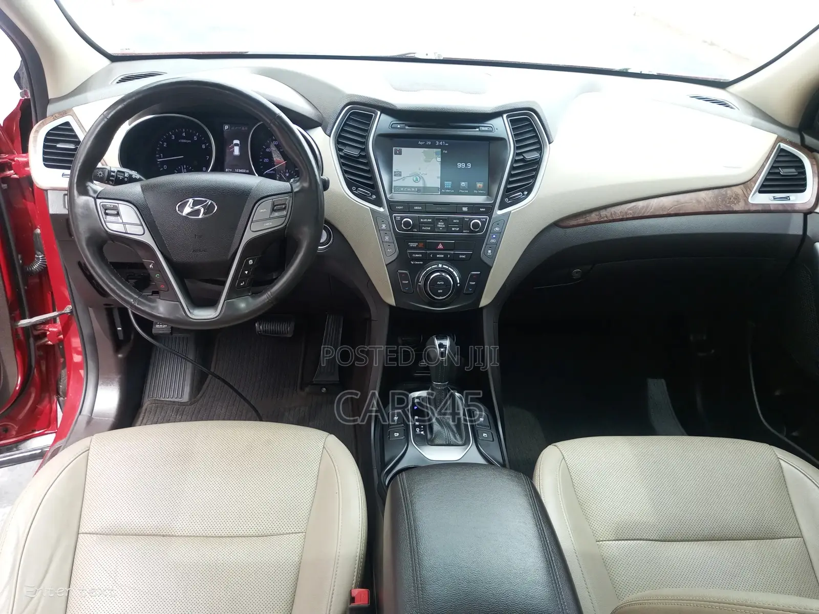 Hyundai Santa Fe 2017 Red