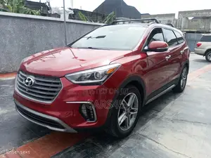 Hyundai Santa Fe 2017 Red