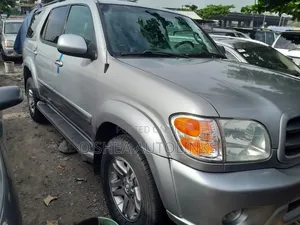 Toyota Sequoia Limited 4dr SUV 4WD (4.7L 8cyl 4A) 2004 Silver