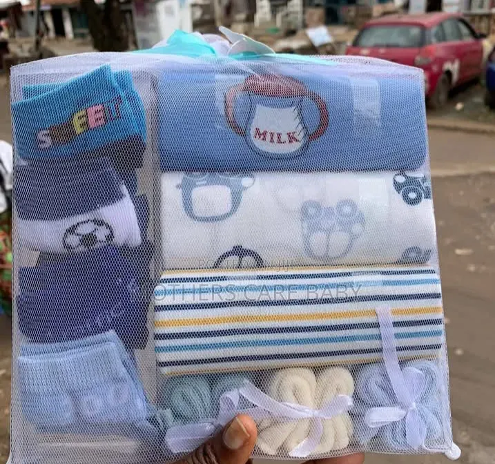 Clothes Set