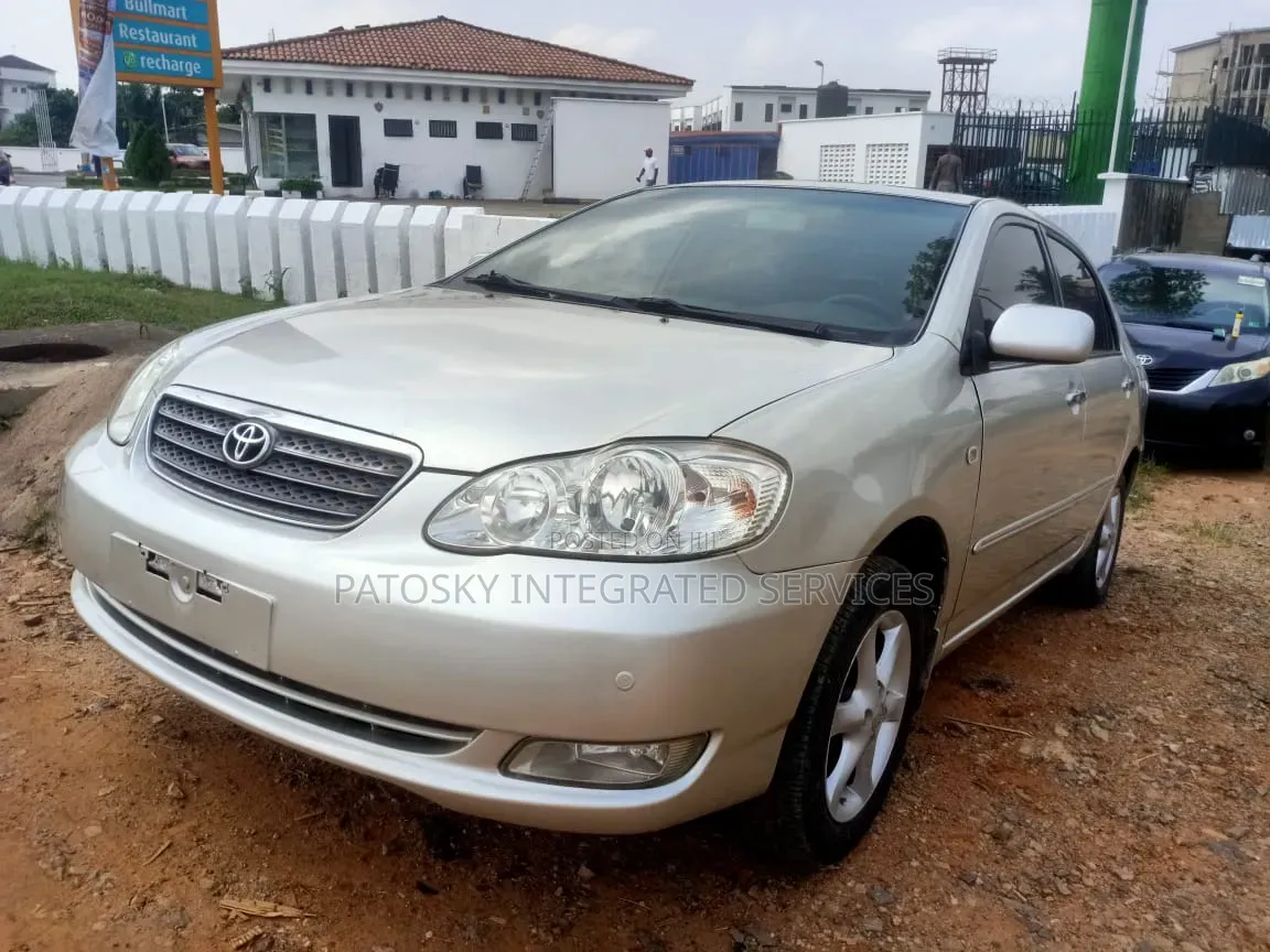 Toyota Corolla 2004 Silver