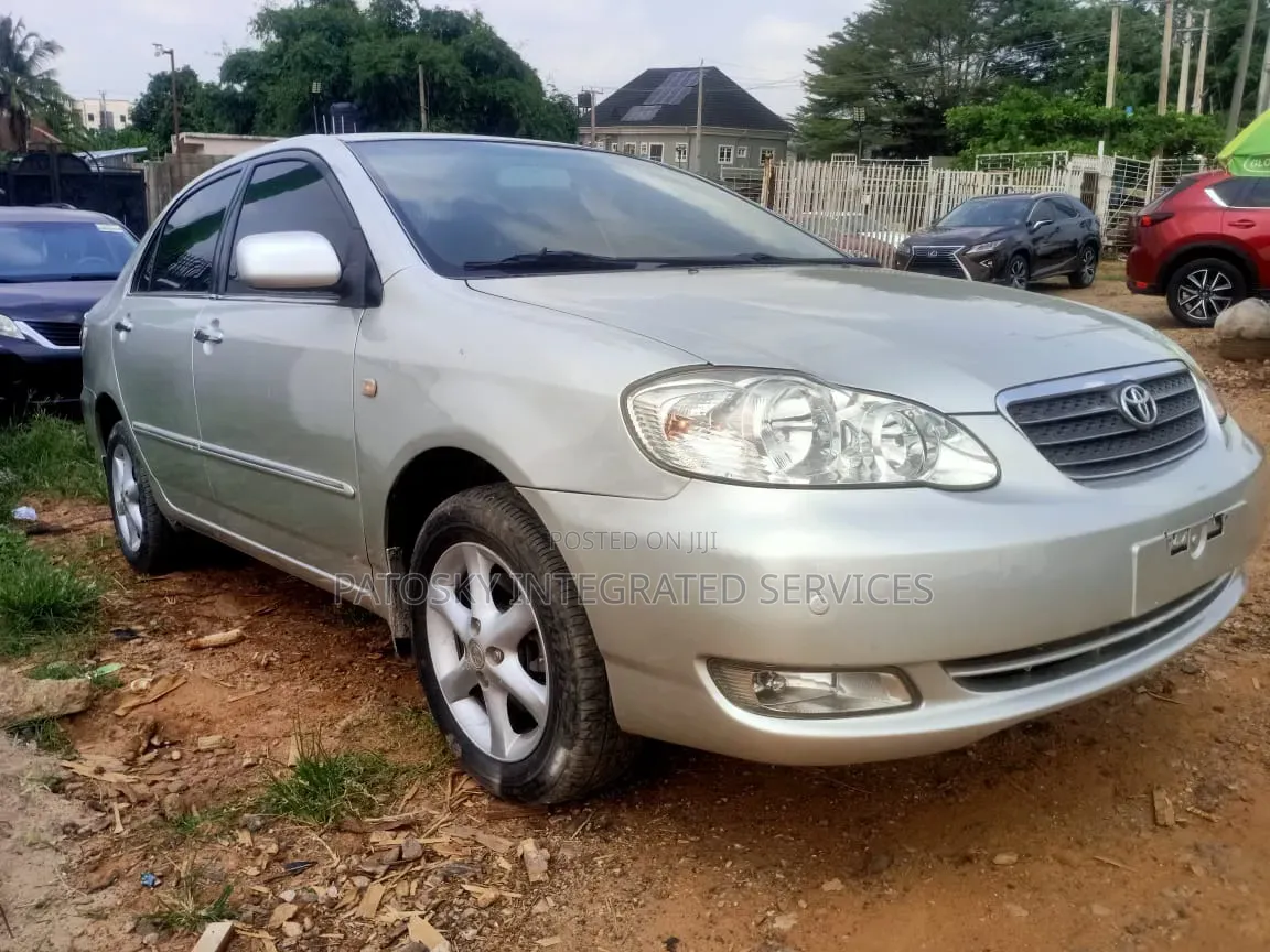 Toyota Corolla 2004 Silver