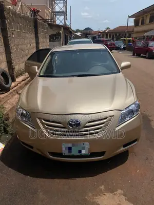 Toyota Camry 2008 Gold
