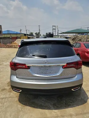 Acura MDX SUV 4dr FWD (3.5L 6cyl 9A) 2016 Silver