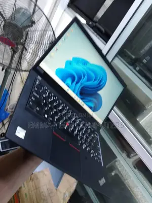 Laptop Lenovo ThinkPad T14 G1 8GB Intel Core i5 SSD 256GB