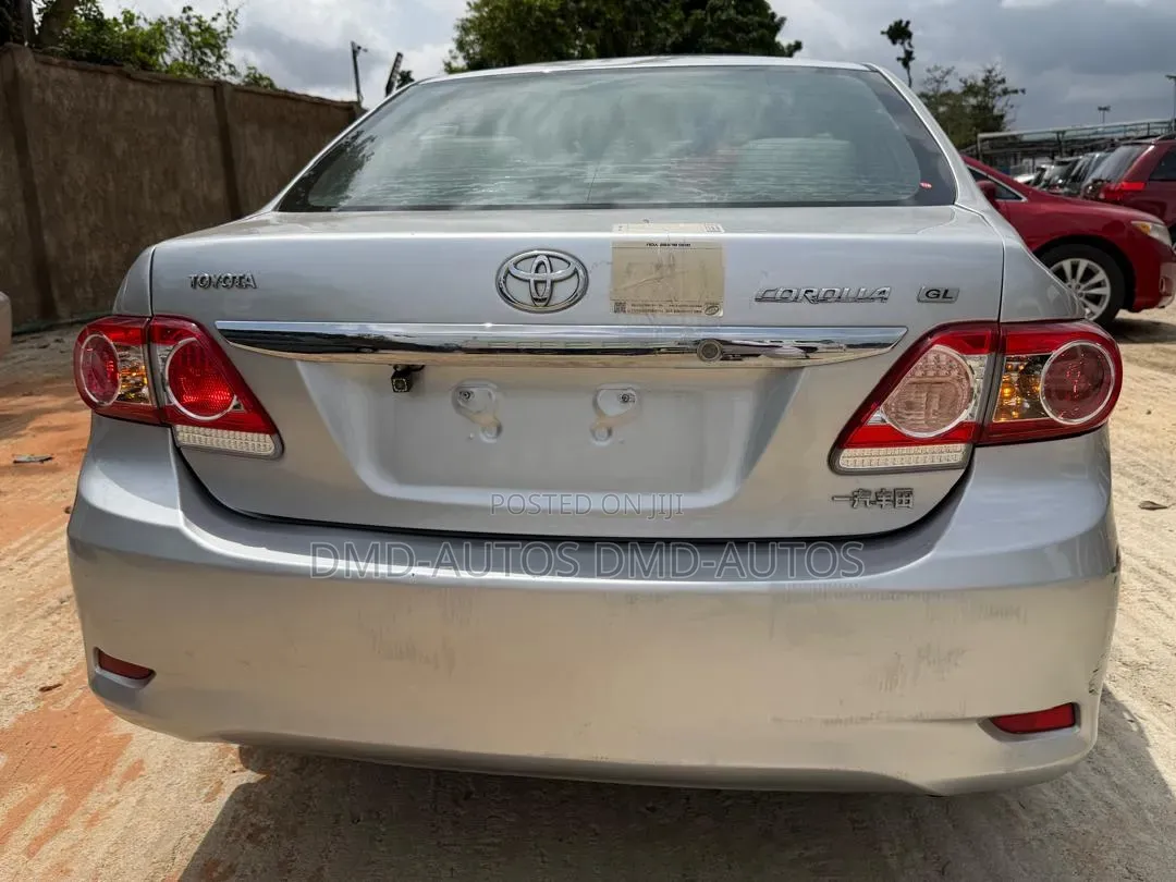 Toyota Corolla 2013 Gray