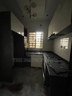 2bdrm Apartment in Ilasan, Ikate for rent