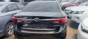 Toyota Avensis 2016 Black