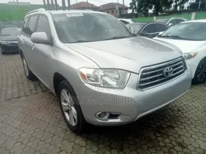 Toyota Highlander 2010 Silver