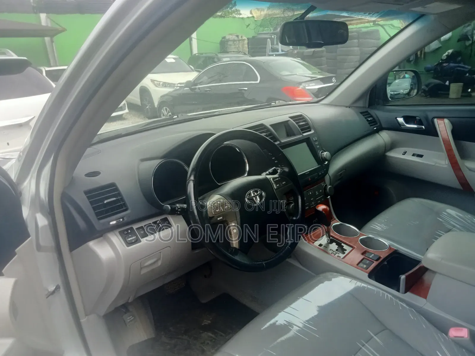 Toyota Highlander 2010 Silver