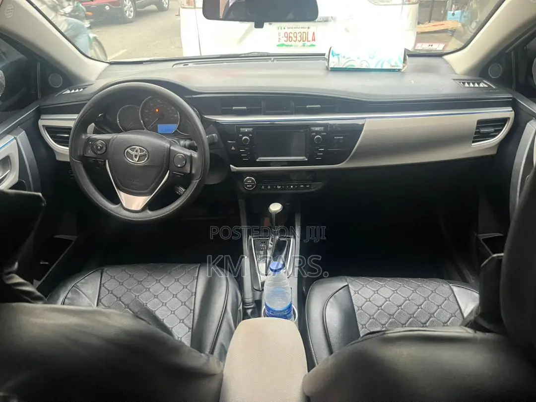 Toyota Corolla 2014 Silver