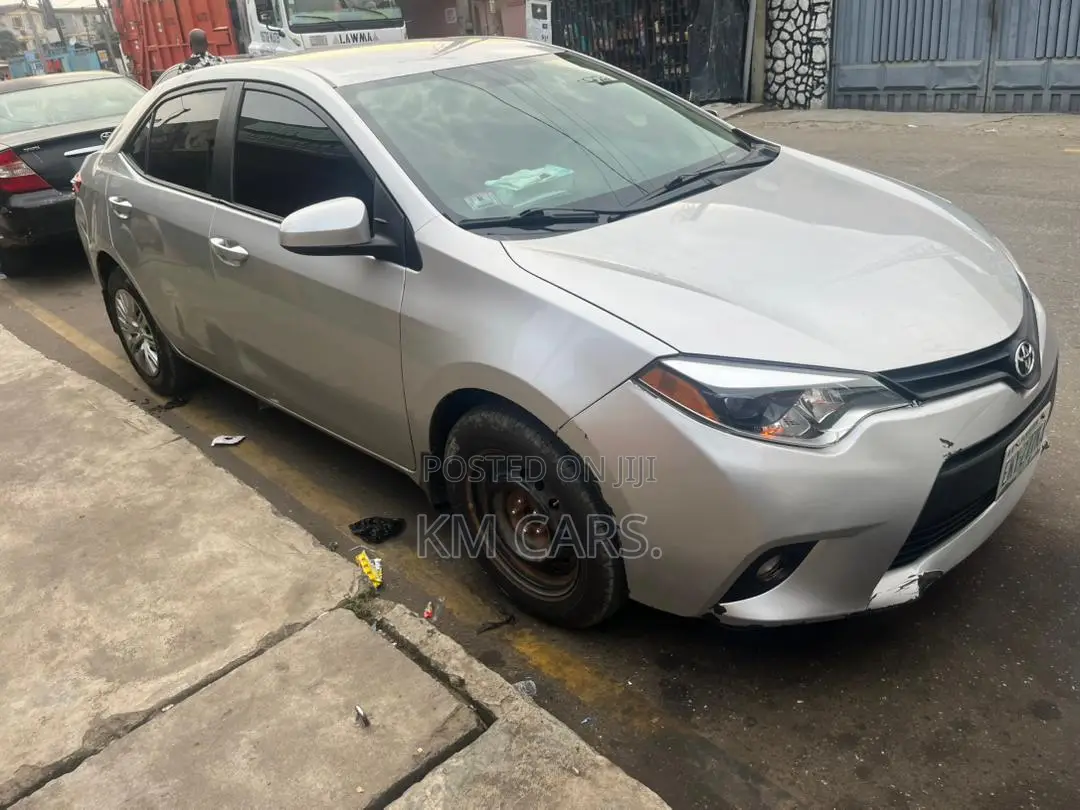 Toyota Corolla 2014 Silver