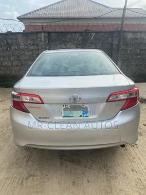 Toyota Camry 2012 Silver