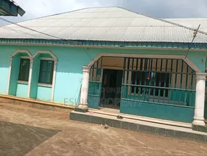 Furnished 5bdrm Bungalow in Uyo for sale