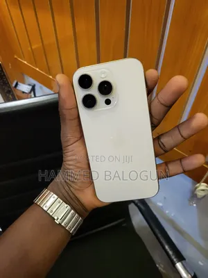 Apple iPhone 16 Pro 256 GB Gold