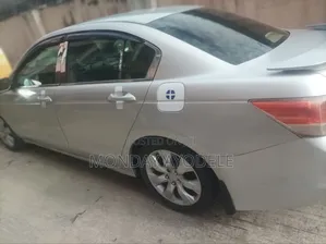 Honda Accord 2010 Silver