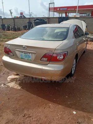 Lexus ES 300 2003 Gold