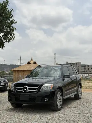 Mercedes-Benz GLK-Class 2010 Black