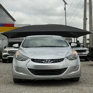Hyundai Elantra 2013 Silver