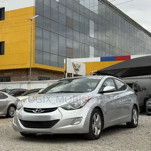 Hyundai Elantra 2013 Silver