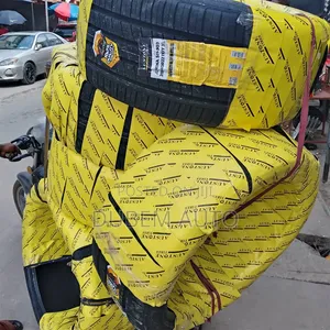 285/40r22 Austone Tire