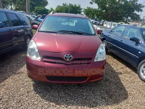 Toyota Corolla Verso 1.8 2006 Red